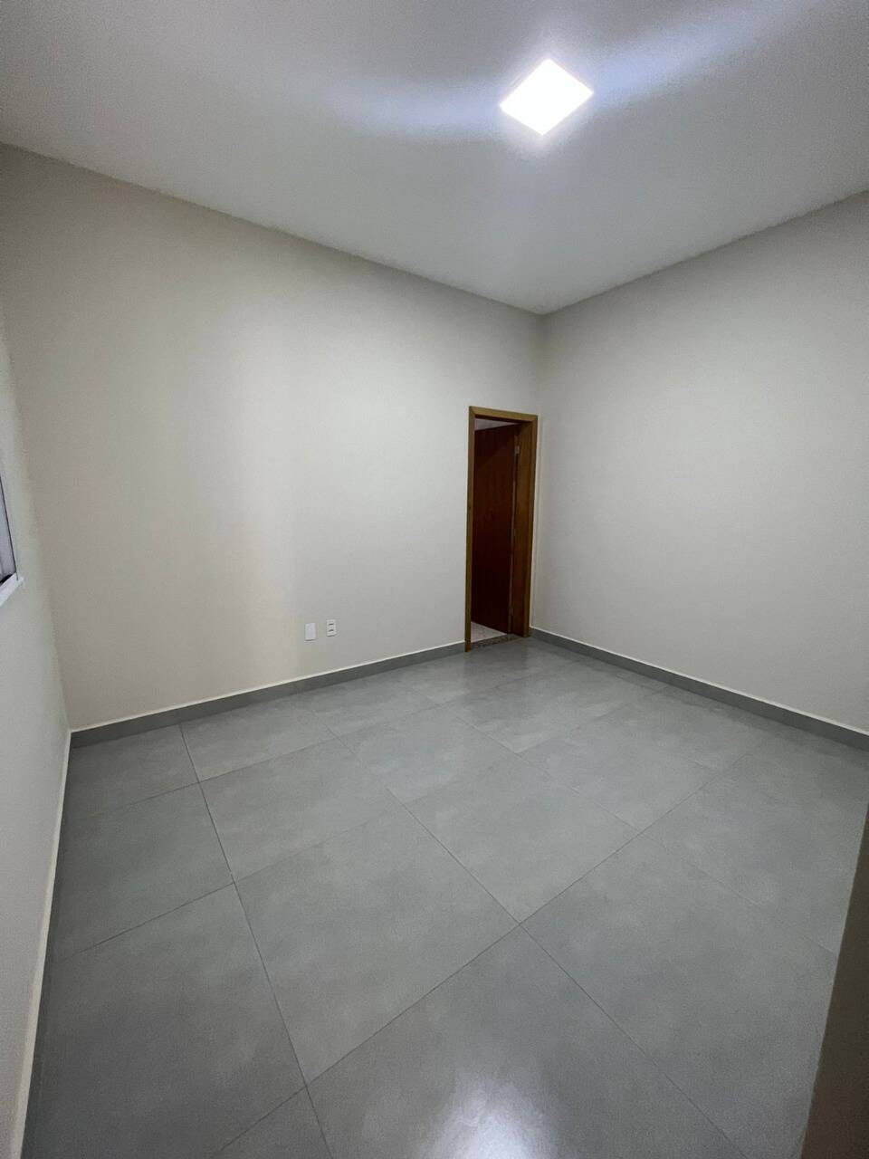 Casa à venda com 3 quartos, 124m² - Foto 11