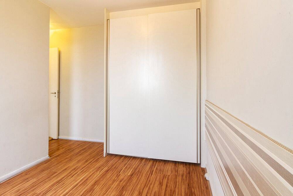 Apartamento à venda com 2 quartos, 64m² - Foto 17