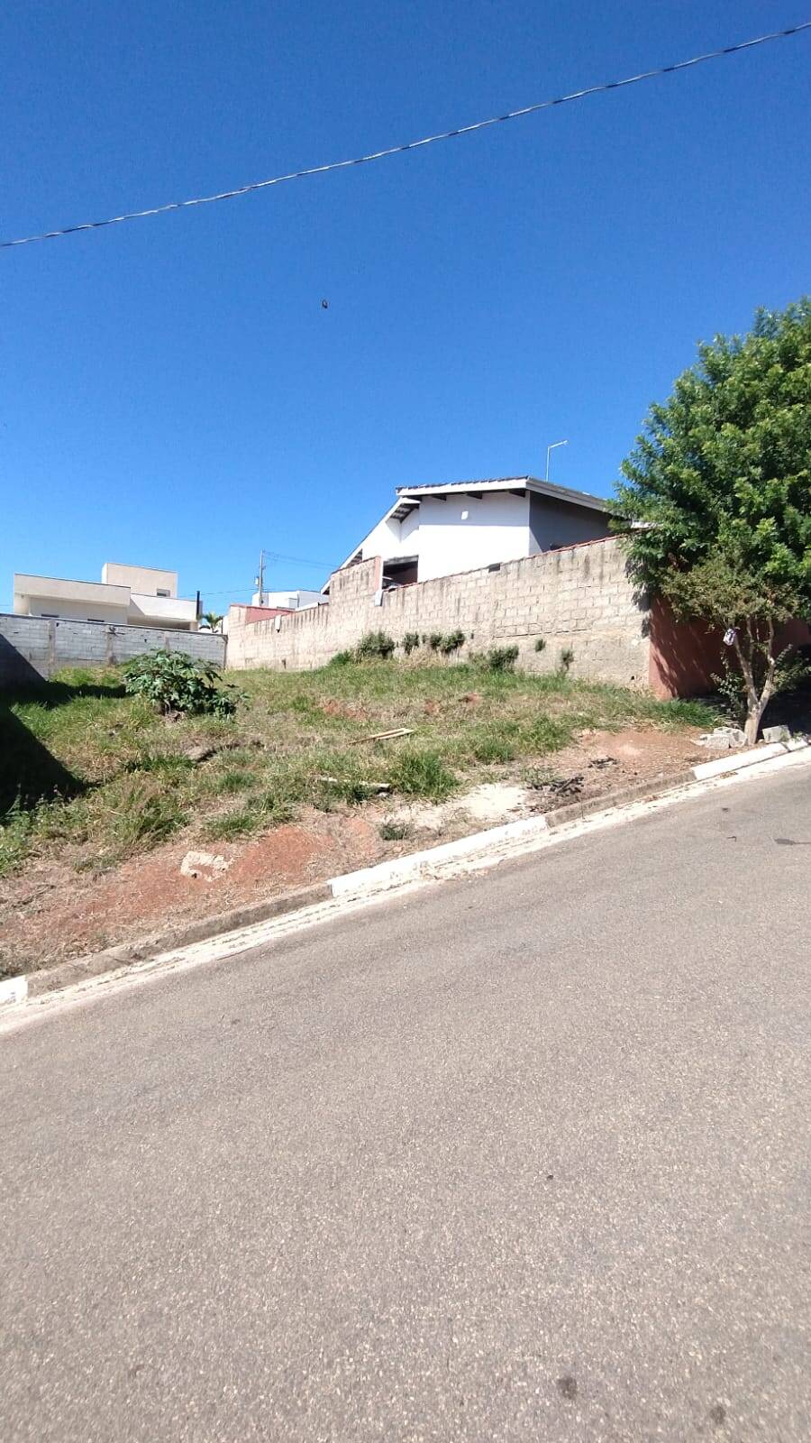 Terreno à venda, 250m² - Foto 1